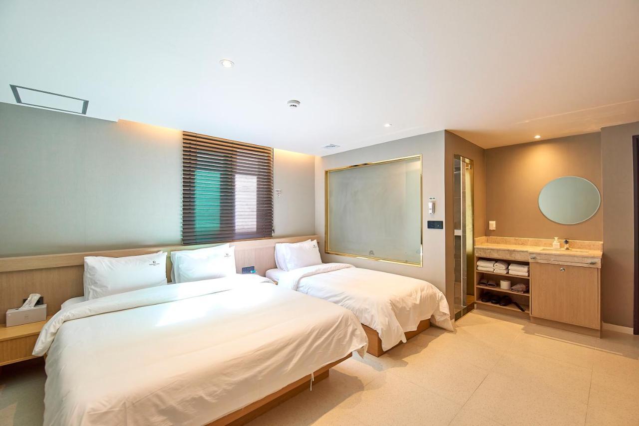Bonathree Hotel Пусан Екстериор снимка