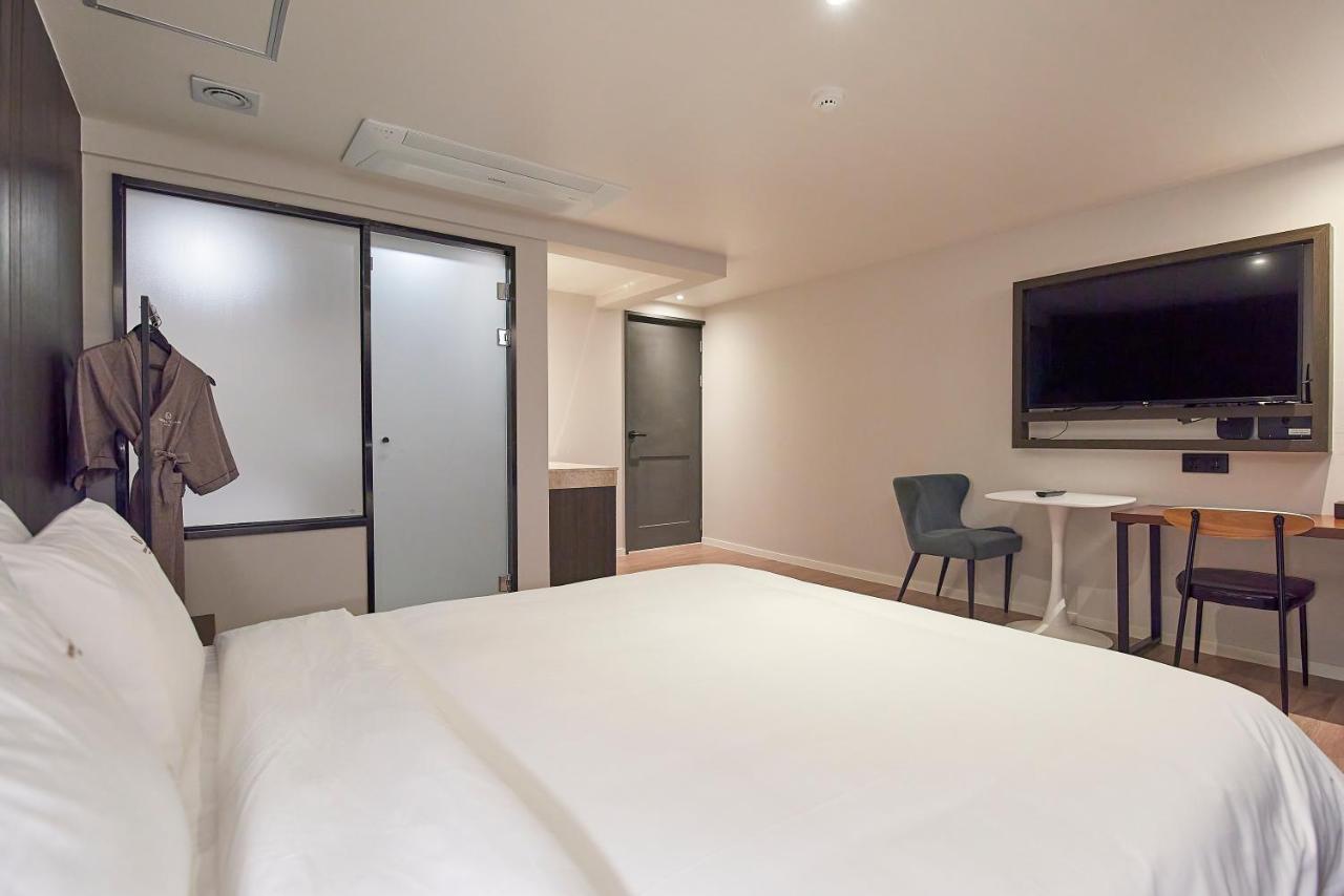 Bonathree Hotel Пусан Екстериор снимка