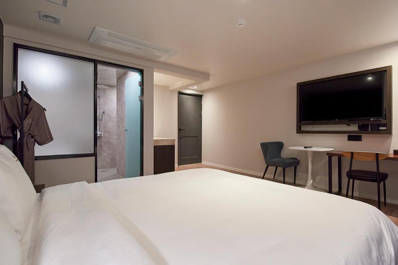 Bonathree Hotel Пусан Екстериор снимка