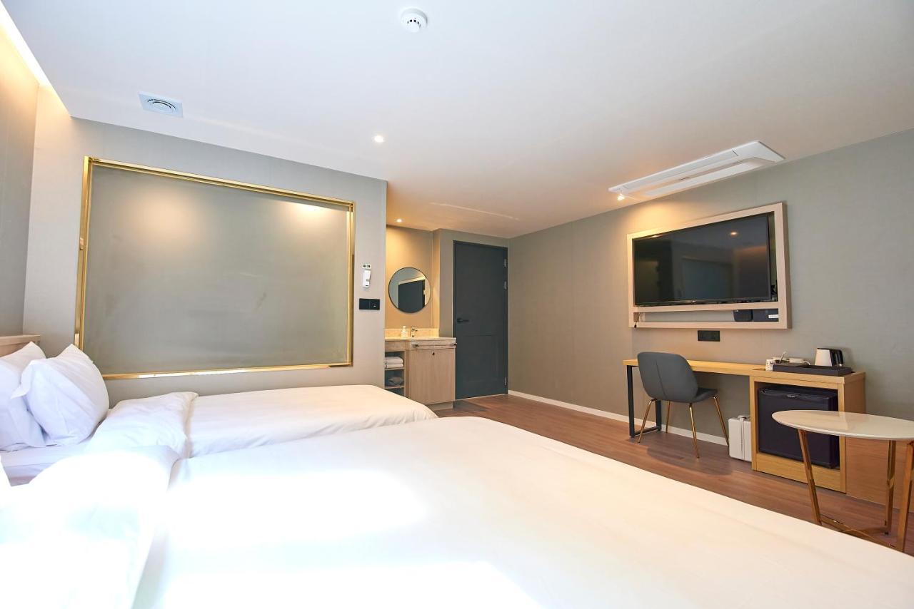 Bonathree Hotel Пусан Екстериор снимка
